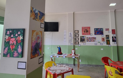 Exposição de trabalhos de estudantes e docentes do curso de Artes Visuais