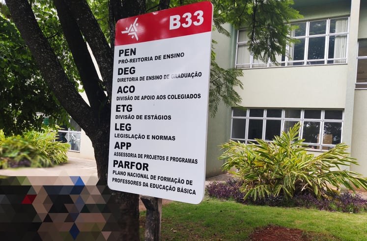 PEN-B33.jpeg